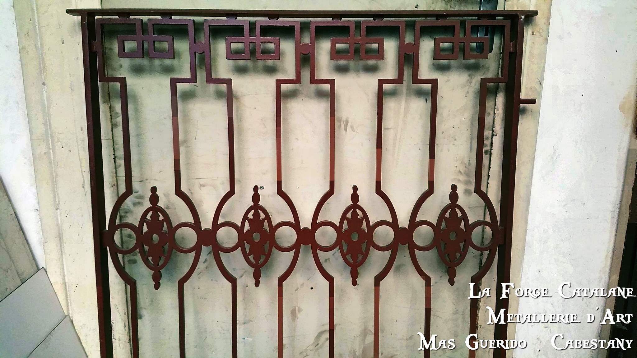 grille de protection ouvragee Forge Catalane.jpg